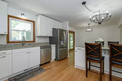 21300  Astolat Dr, Brookfield, WI 53045 - Photo 6