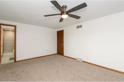 21300  Astolat Dr, Brookfield, WI 53045 - Photo 32