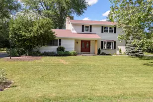 21300 Astolat Dr, Brookfield, WI 53045 - Photo 50