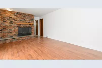 21300  Astolat Dr, Brookfield, WI 53045 - Photo 22