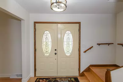21300  Astolat Dr, Brookfield, WI 53045 - Photo 10