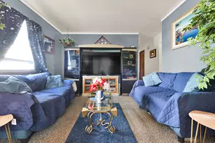 5742 N 99th St, Milwaukee, WI 53225 - Photo 8