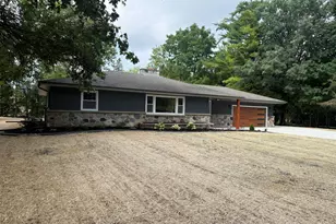 14120 W Howard Ave, New Berlin, WI 53151 - Photo 18