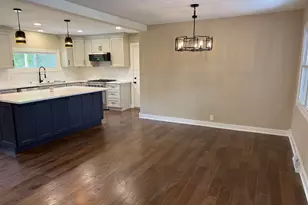 14120 W Howard Ave, New Berlin, WI 53151 - Photo 8