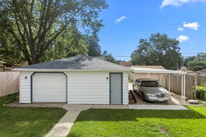 3354 S 47th St, Greenfield, WI 53219 - Photo 10