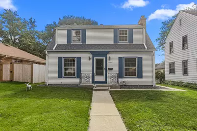 3354 S 47th St, Greenfield, WI 53219 - Photo 2