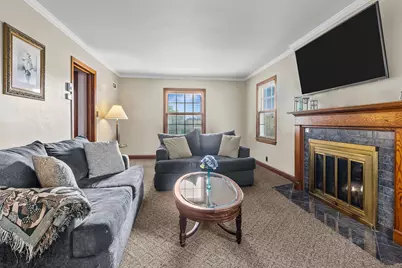 3354 S 47th St, Greenfield, WI 53219 - Photo 4