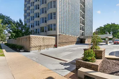 2525 S Shore Dr #25A, Milwaukee, WI 53207 - Photo 32
