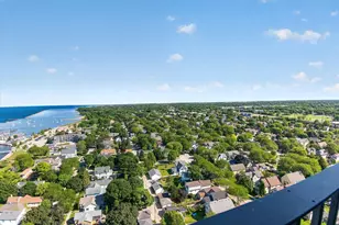 2525 S Shore Dr, Milwaukee, WI 53207 - Photo 30