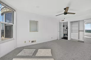 2525 S Shore Dr, Milwaukee, WI 53207 - Photo 20