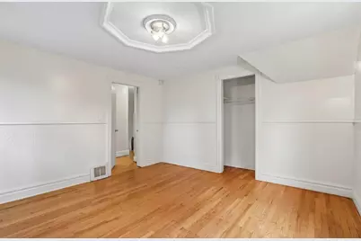 943 N 34th St, Milwaukee, WI 53208 - Photo 16