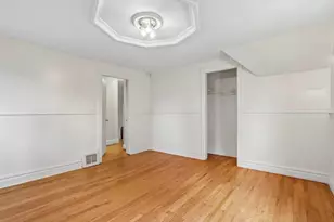 943 N 34th St, Milwaukee, WI 53208 - Photo 16