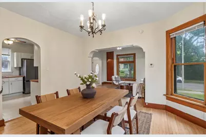 943 N 34th St, Milwaukee, WI 53208 - Photo 8