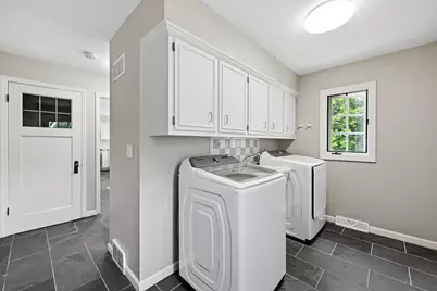 15200  Briaridge Ct, Elm Grove, WI 53122 - Photo 24