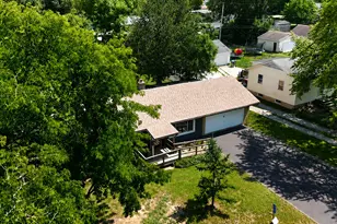 11341 271st Ave, Salem Lakes, WI 53179 - Photo 4