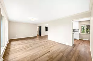 5315 S Maryknoll Dr, New Berlin, WI 53151 - Photo 4