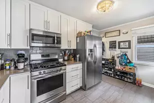 1003 E Morgan Ave, Milwaukee, WI 53207 - Photo 8