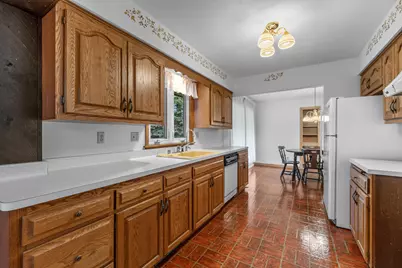 107  Edmaro St, Fredonia, WI 53021 - Photo 10