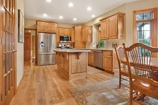 W176N5411 Highridge Dr, Menomonee Falls, WI 53051 - Photo 12