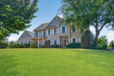 W176N5411  Highridge Dr, Menomonee Falls, WI 53051 - Photo 1