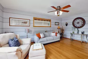 2822 Orchard St, Racine, WI 53405 - Photo 4