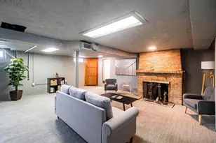 10431 W Courtland Ave, Wauwatosa, WI 53225 - Photo 42
