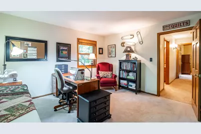 S24W27029  Apache Pass, Waukesha, WI 53188 - Photo 24