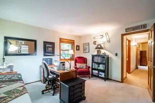 S24W27029 Apache Pass, Waukesha, WI 53188 - Photo 24