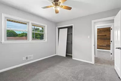7245 W Cleveland Ave, West Allis, WI 53219 - Photo 10