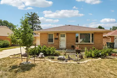 7245 W Cleveland Ave, West Allis, WI 53219 - Photo 1