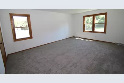 S70W19298  Wentland Dr, Muskego, WI 53150 - Photo 18