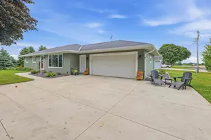 N10470 Meadow Ln, Leroy, WI 53048 - Photo 2