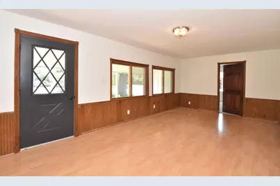 3724 E Ramsey Ave, Cudahy, WI 53110 - Photo 6
