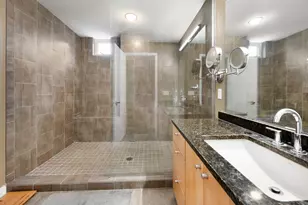 1727 N 49th St, Milwaukee, WI 53208 - Photo 12