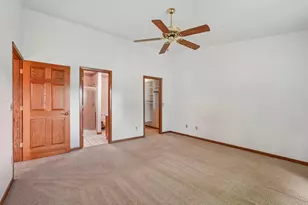 1224 Vogt Dr, West Bend, WI 53095 - Photo 18