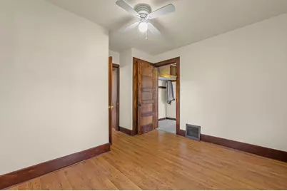 347  Prospect Ave, Pewaukee, WI 53072 - Photo 10