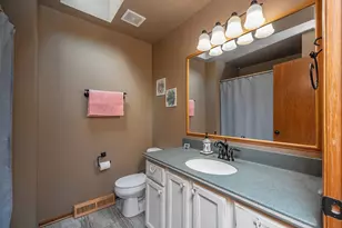 8319 S Woodridge Dr, Oak Creek, WI 53154 - Photo 32