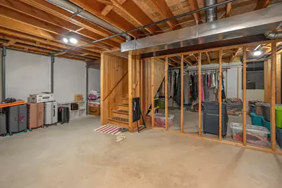 8319 S Woodridge Dr, Oak Creek, WI 53154 - Photo 34