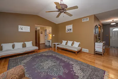 8319 S Woodridge Dr, Oak Creek, WI 53154 - Photo 12
