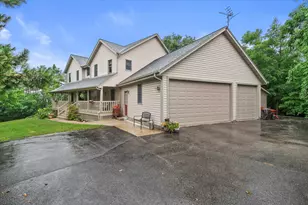 S86W30445 Stonegate Dr, Mukwonago, WI 53149 - Photo 46