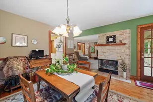 S86W30445 Stonegate Dr, Mukwonago, WI 53149 - Photo 14