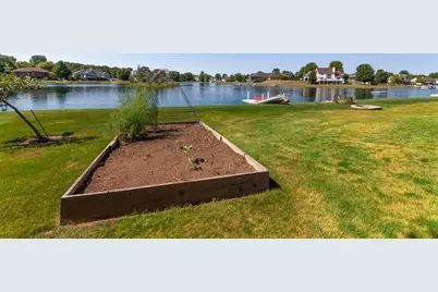 387  Still Water Ct, Dousman, WI 53118 - Photo 40