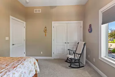 387  Still Water Ct, Dousman, WI 53118 - Photo 18