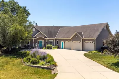 387  Still Water Ct, Dousman, WI 53118 - Photo 46
