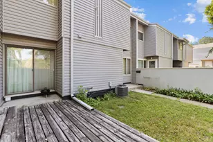 207 East Bluff, Madison, WI 53704 - Photo 2