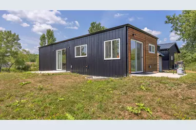 909  Page Ct, Sheboygan, WI 53081 - Photo 30