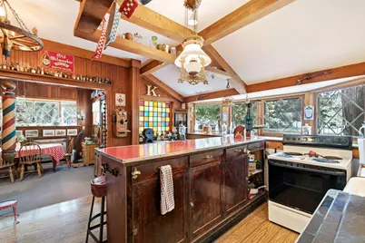 2564 N Huebner Rd, Summit, WI 53066 - Photo 8