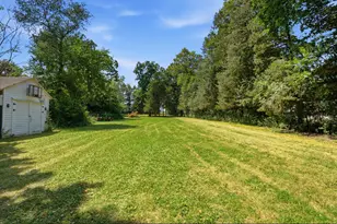 2564 N Huebner Rd, Summit, WI 53066 - Photo 20