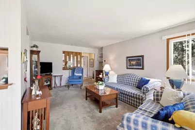 405  Cheviot Chase - #1, Waukesha, WI 53186 - Photo 6