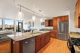 311 E Erie St, Milwaukee, WI 53202 - Photo 14